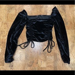 Black velvet top, size M
